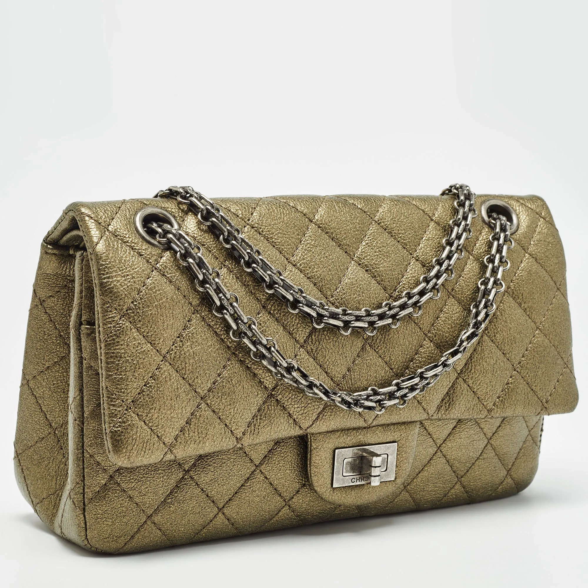 CHANEL Metallic Green Quilted Leather 2.55 Reissue 225 Flap Bag