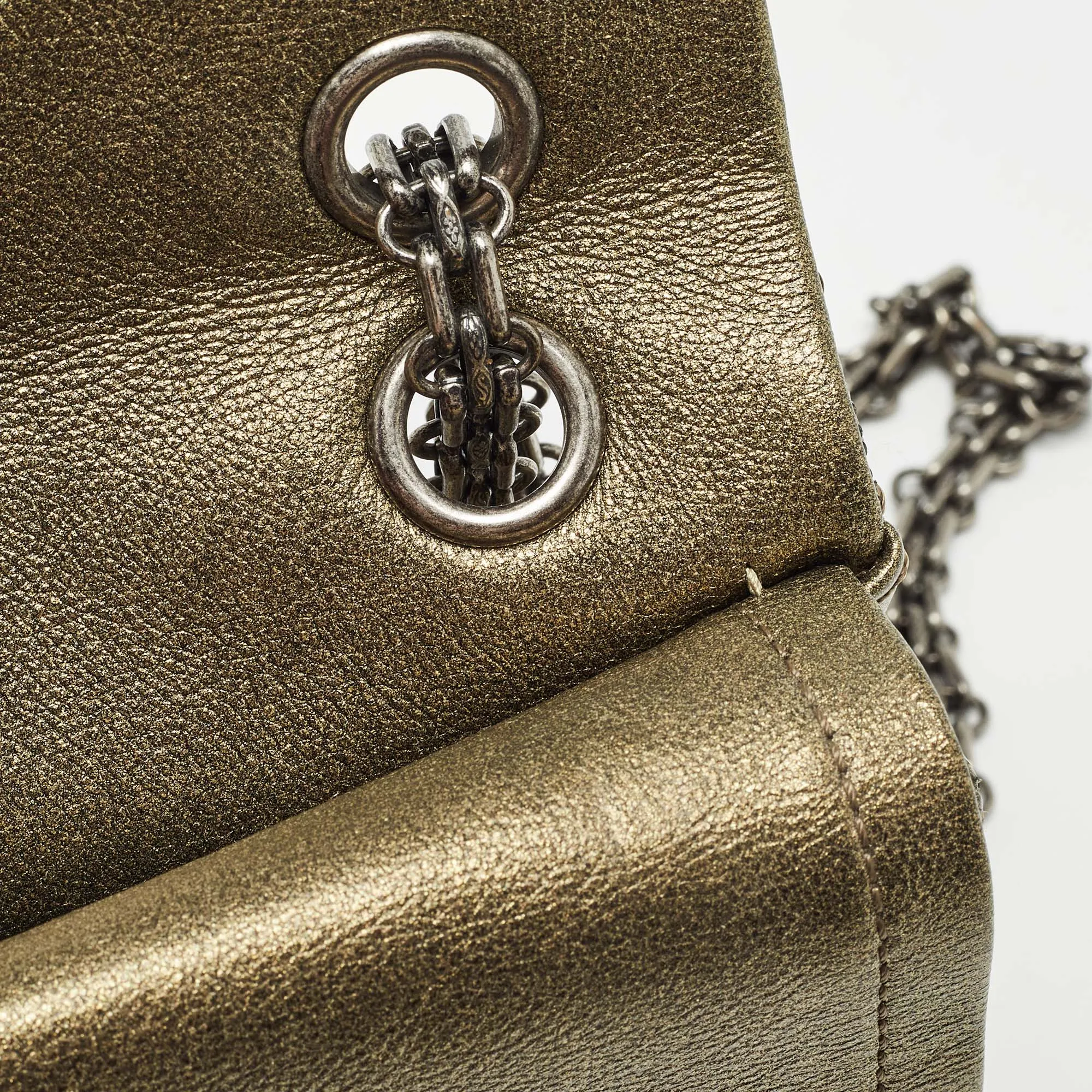 CHANEL Metallic Green Quilted Leather 2.55 Reissue 225 Flap Bag