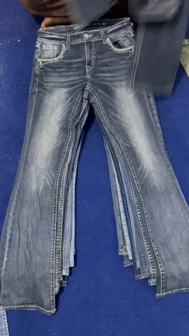 Women flared jeans 40 pieces